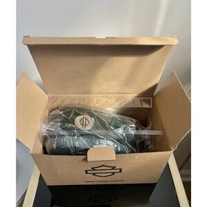 BRAND NEW Harley Davidson Green Mini Replica Gas Tank Desk Clock